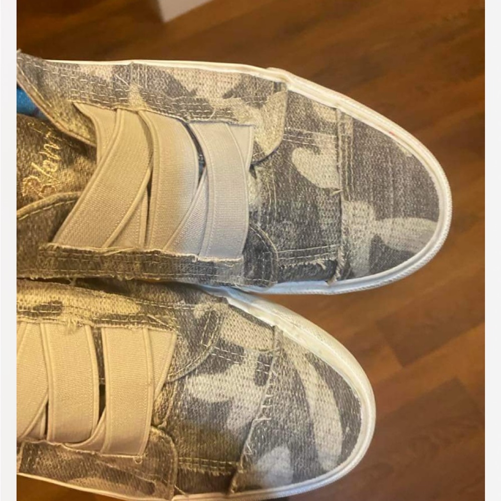 Blowfish shoes size 7